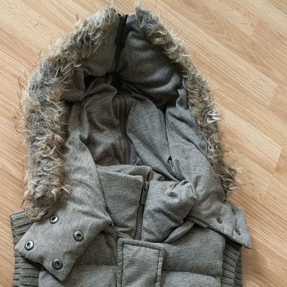 BCBG Grey Melange Hooded Puffer Vest - Picture 7 of 11